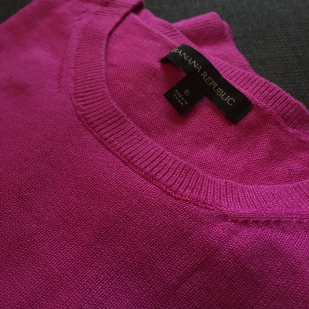 Banana Republic Pom Pom Knit Short Sleeve - Picture 2 of 3